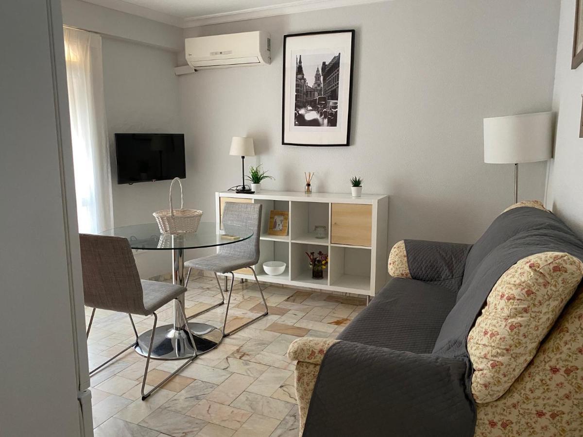 Acogedor Piso Placentines Sevilla